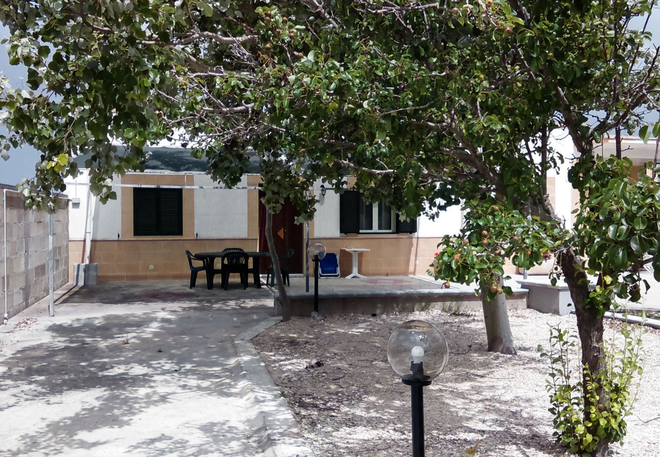 Residence a Lecce - Complesso di 3 villette indipendenti v72012