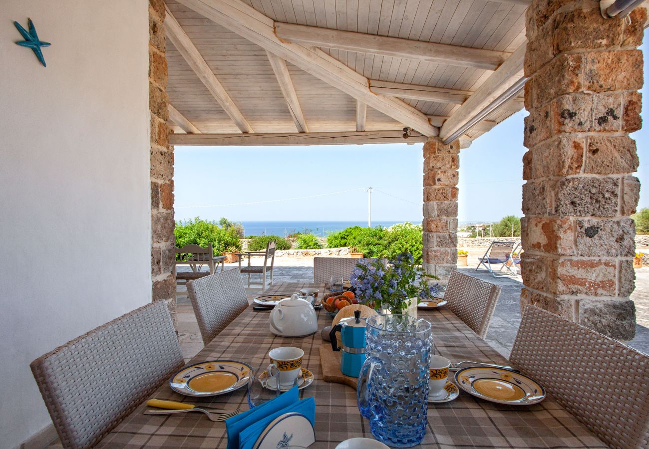 Villa a Morciano di Leuca - Villa con piscina vista mare vicino spiaggia v500
