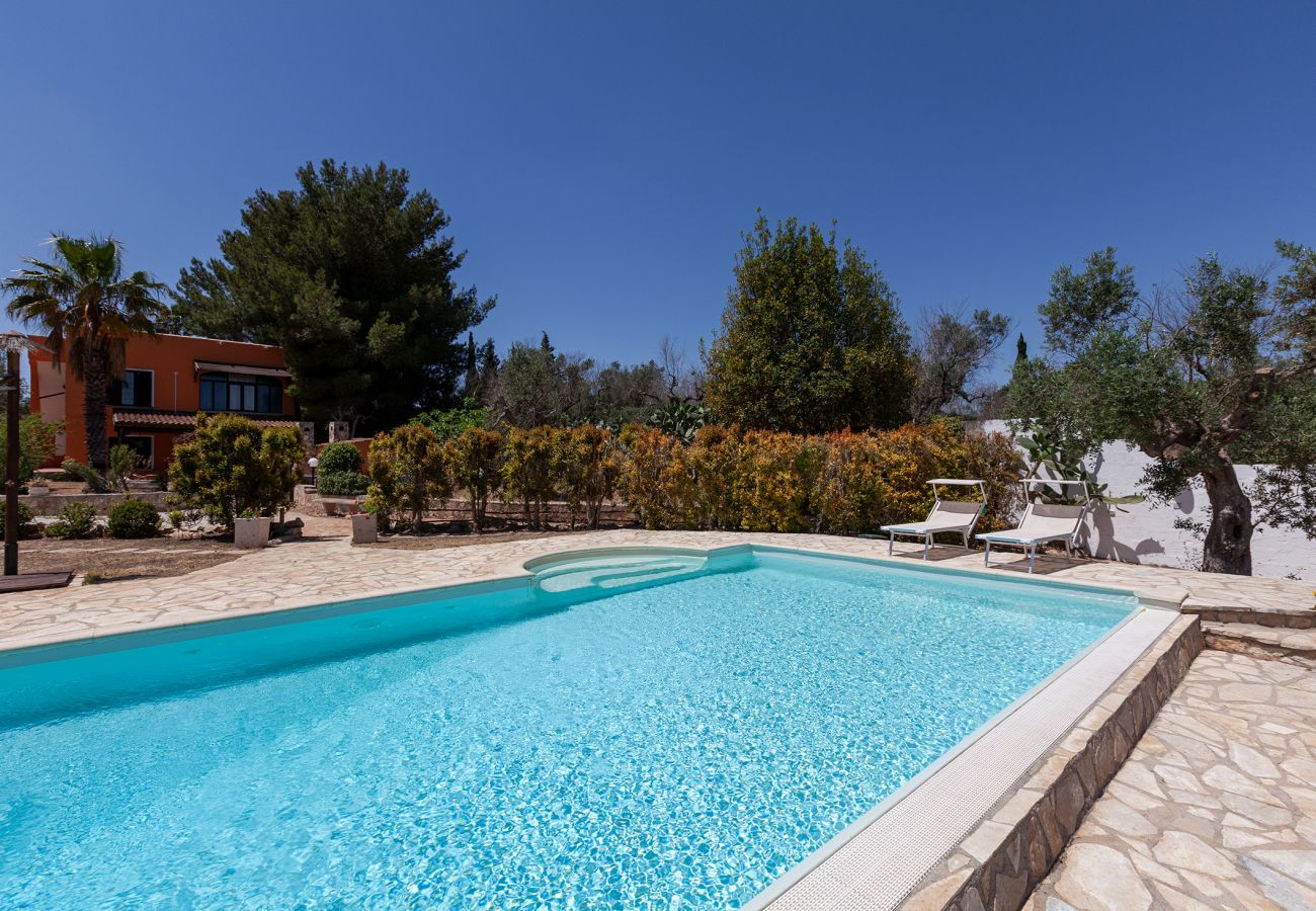 Villa a Collemeto - Villa piscina colonnina ricarica auto elettriche v565