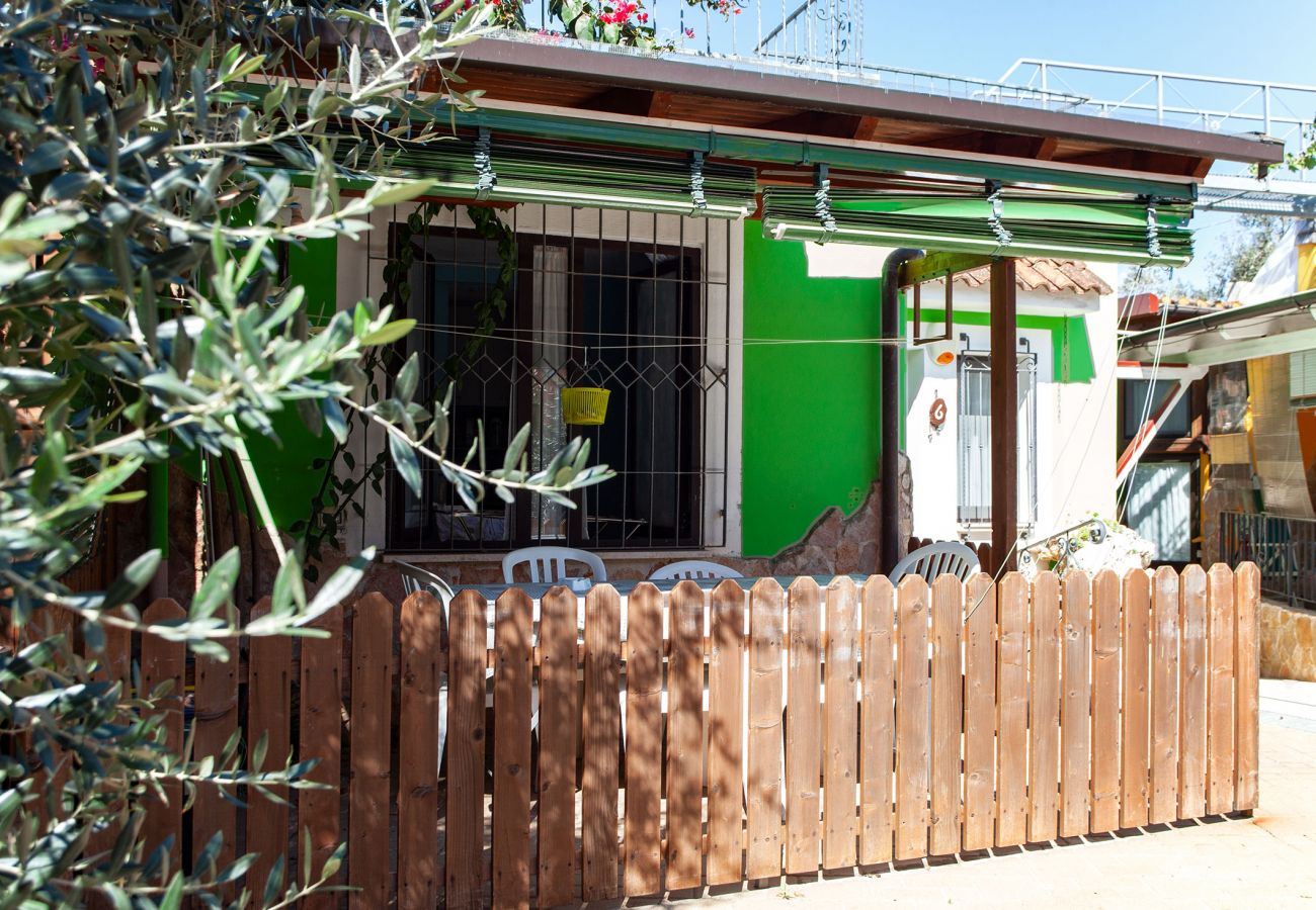 Villa a Neviano - Struttura ricettiva piscina giardino spiaggia v713