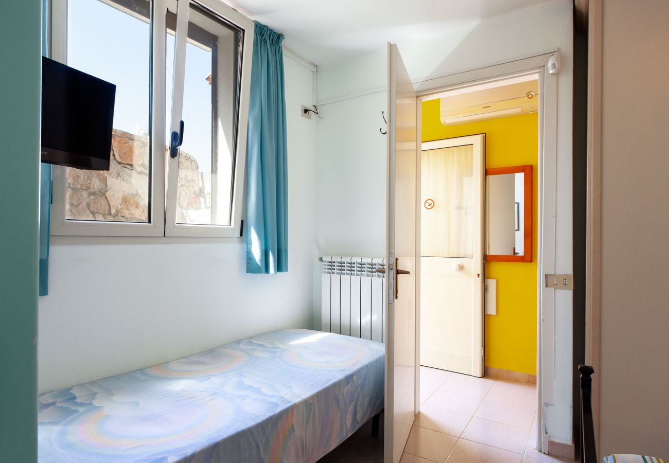 Villa a Neviano - Struttura ricettiva piscina giardino spiaggia v713