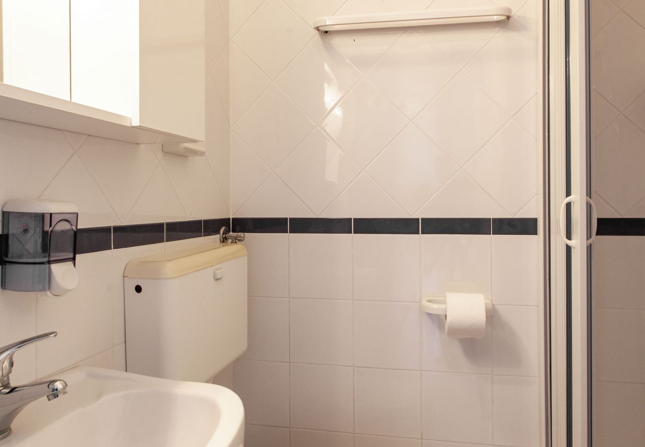 Villa a Neviano - Struttura ricettiva piscina giardino spiaggia v713