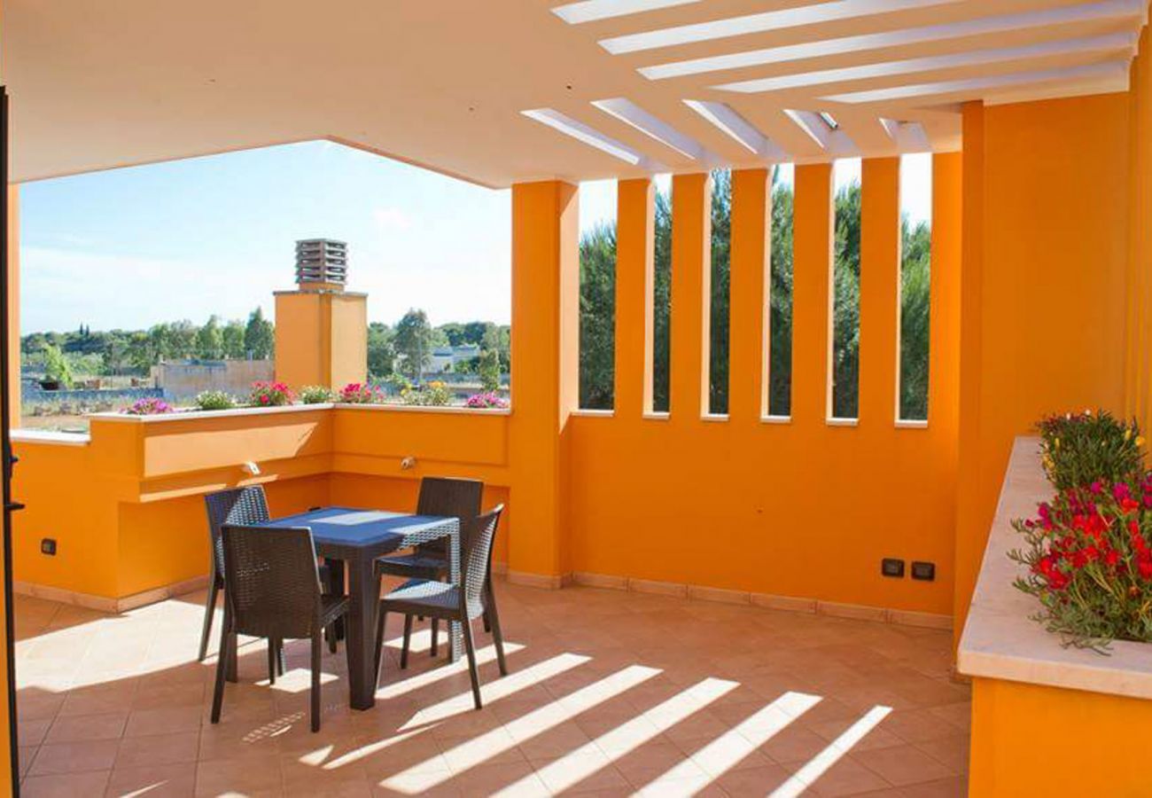 Villa a Sogliano Cavour - Villa in vendita con piscina e grande giardino ed impianto fotovoltaico v799