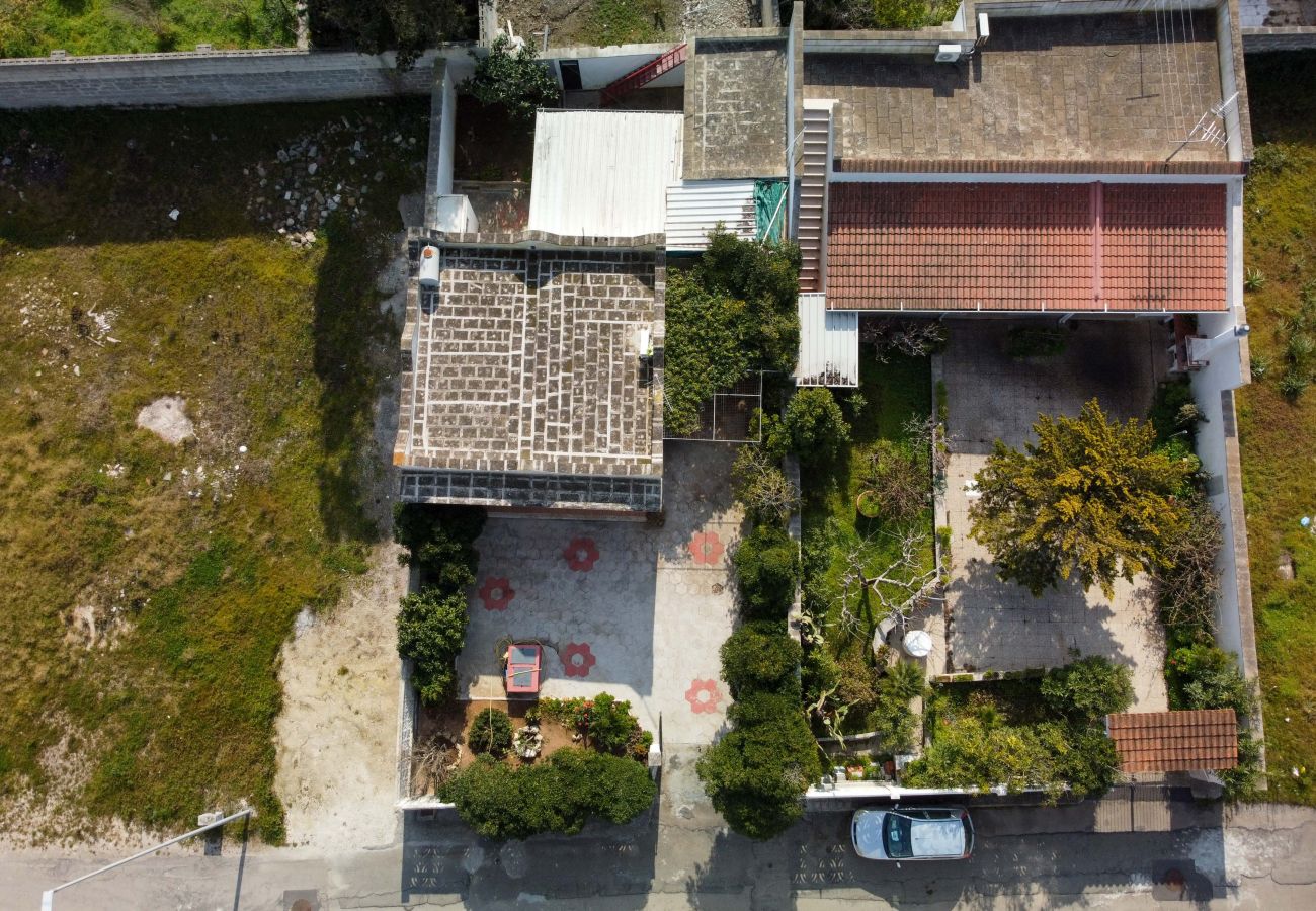 Casa a Spiaggiabella - Villetta vicino spiaggia 3 camere 2 bagni v702