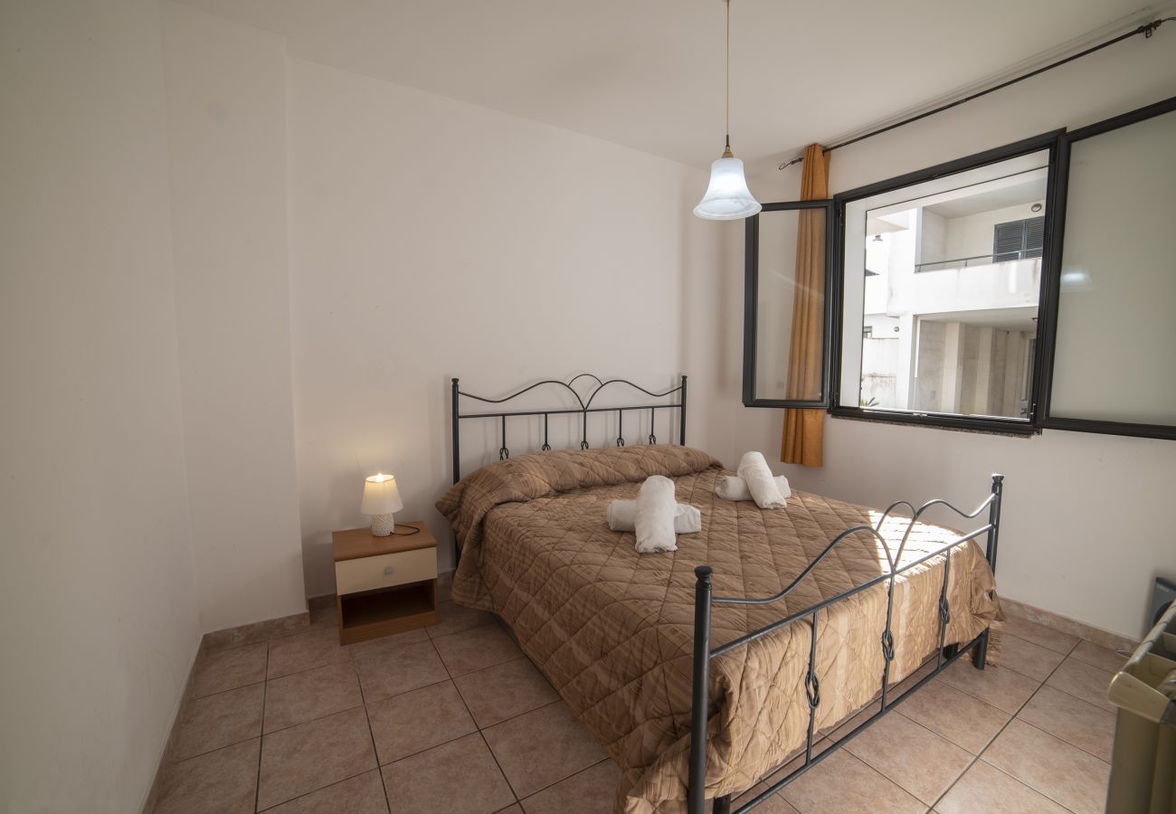 Appartamento a Otranto - Casa in vendita Otranto con 2 bagni garage v342