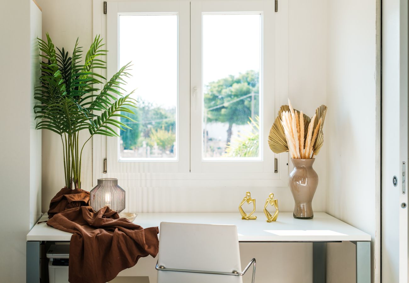 Villa a Ugento - Pregiata villa con piscina, grande giardino v750