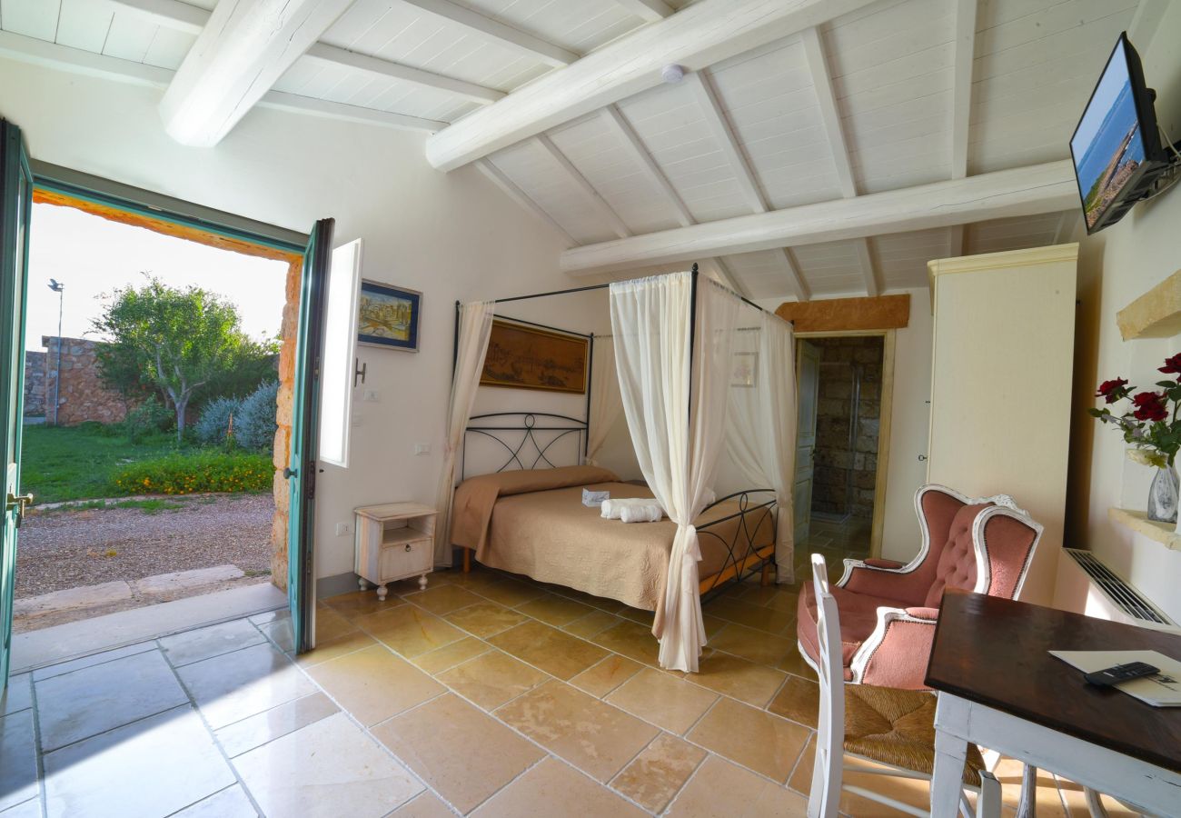 Agriturismo a Surbo - Masseria con piscina vicino Lecce.V830