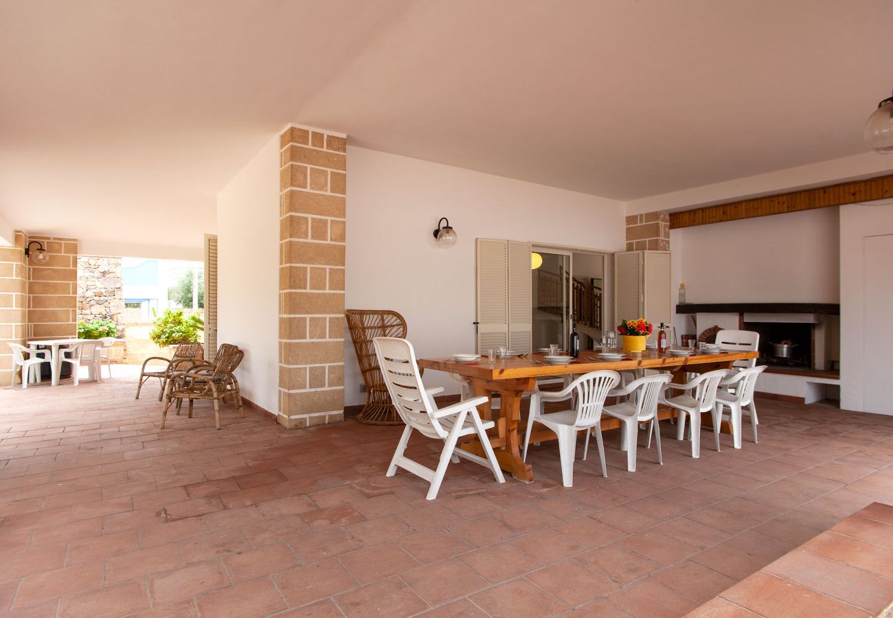Villa in Torre Squillace - Villa with sea view, 4 bedrooms, 5 bathrooms, large Garden, WIFI, washing machine, dishwasher, air con m520