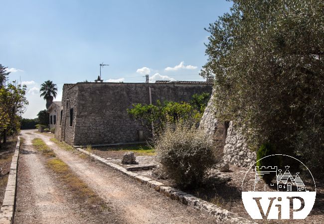 Villa in Corigliano d´Otranto - Large villa with private pool in Apulia m340