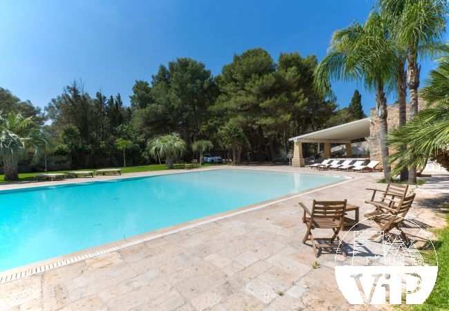 Villa in Santa Caterina - Villa in Santa Caterina with large pool, tennis court, soccer field, barbecue area, m750