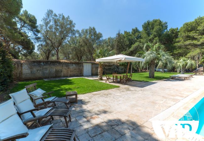 Villa in Santa Caterina - Villa in Santa Caterina with large pool, tennis court, soccer field, barbecue area, m750