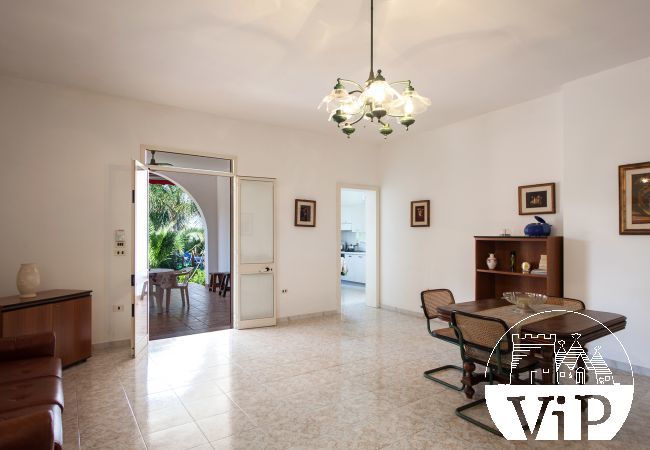 Villa in Porto Cesareo - Holiday home with private pool, Near beach, 3 bedrooms, m511