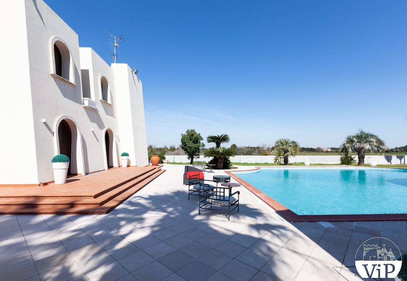 Villa in Galatina - Villa with pool, tennis court, sauna, 6 bedrooms, m850
