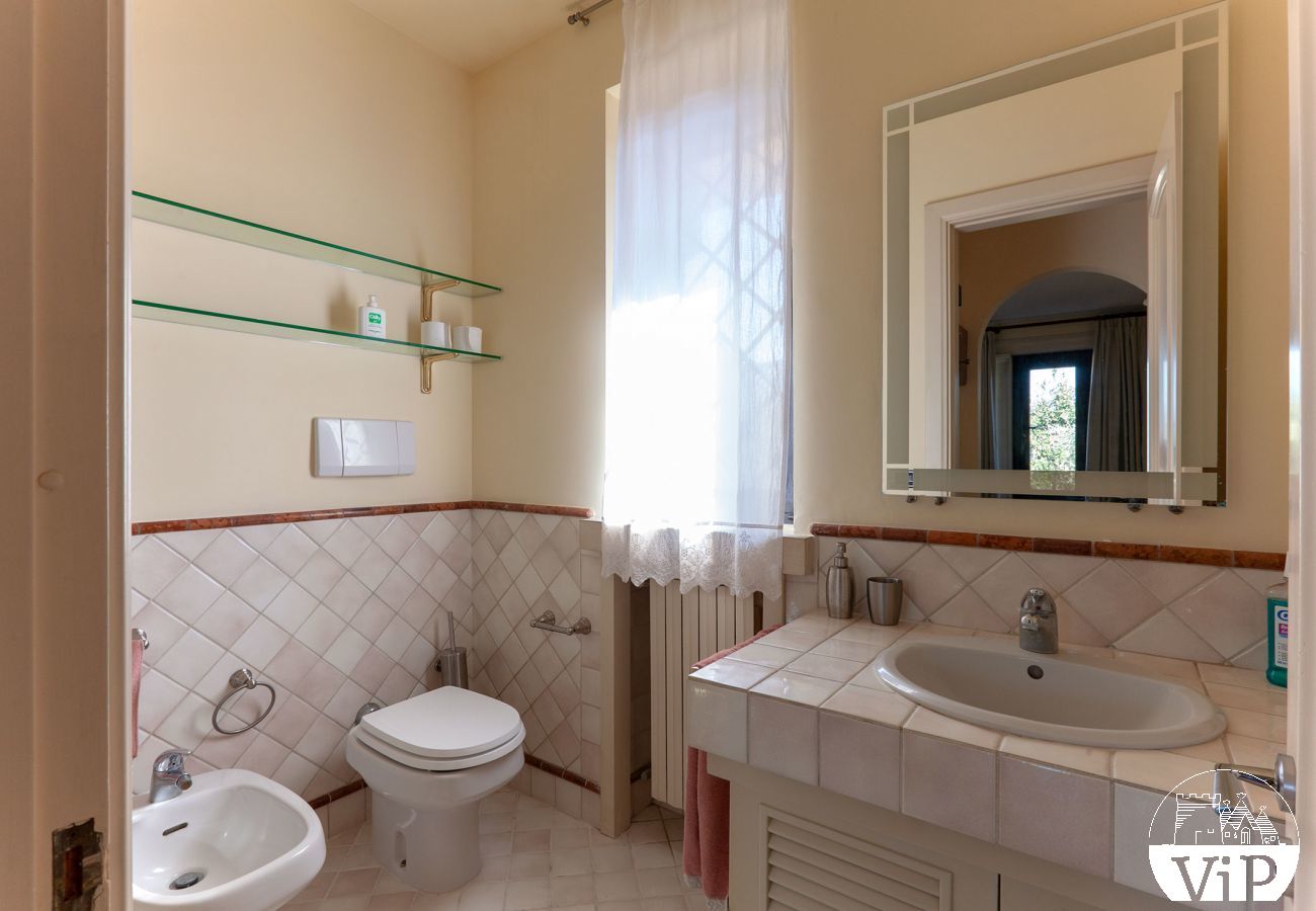 Apartment in Lecce - Lovely penthouse with use of pool and soccer field, breakfast included, m991
