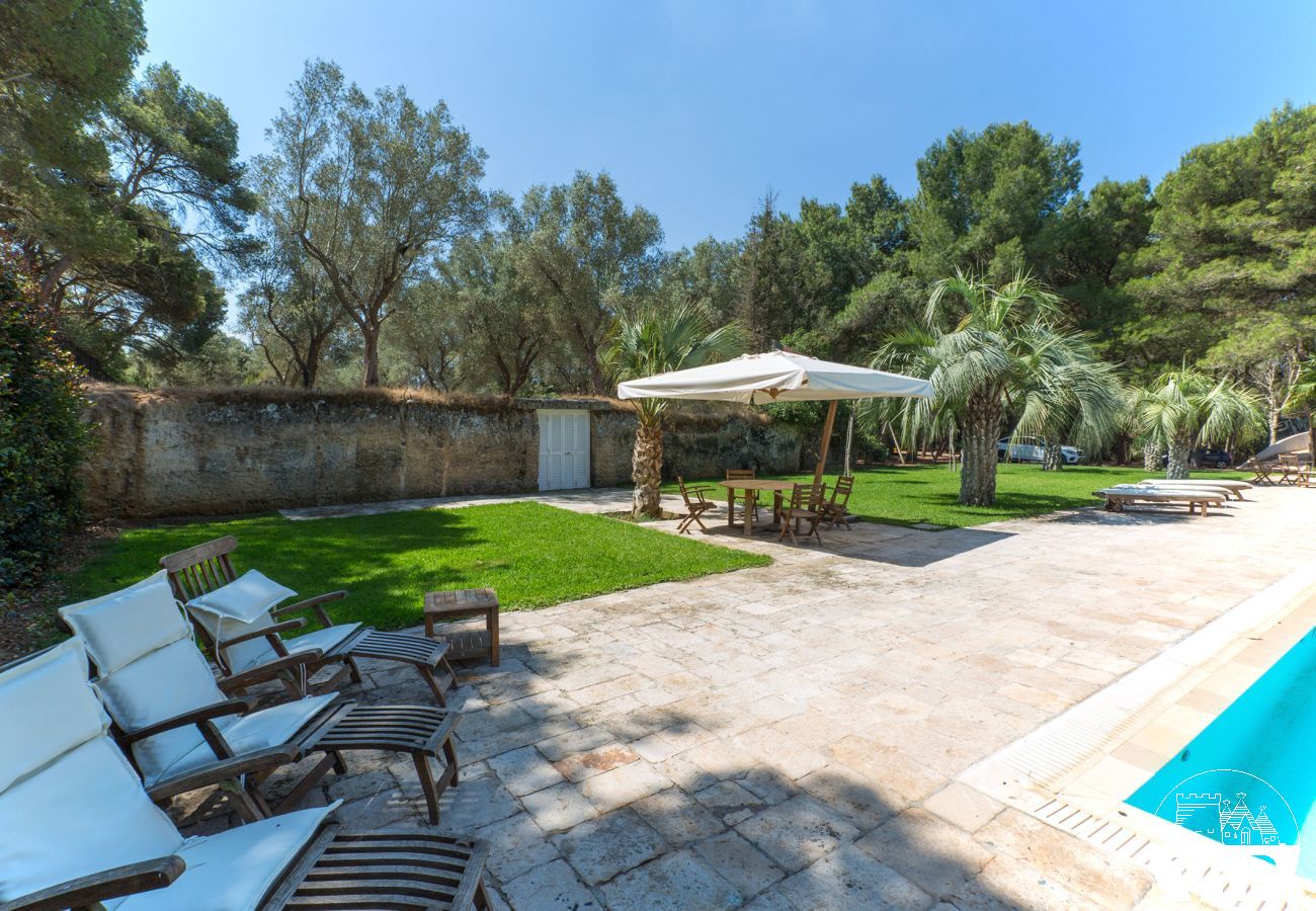 Villa in Santa Caterina - Villa in Santa Caterina with large pool, tennis court, soccer field, barbecue area, m750