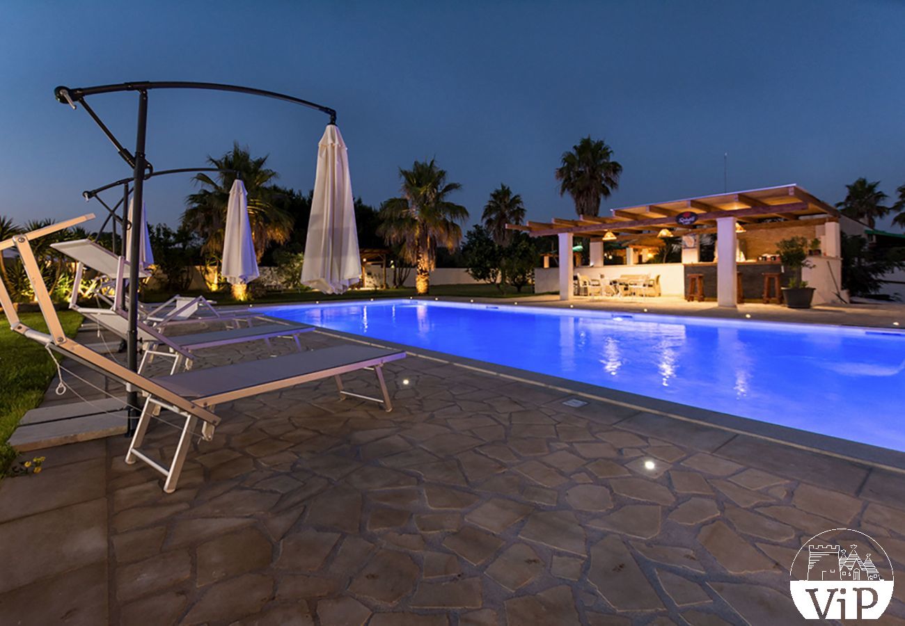 Villa in Muro Leccese - Spacious Country Villa with pool, 5 bedrooms 5 bathrooms, m650