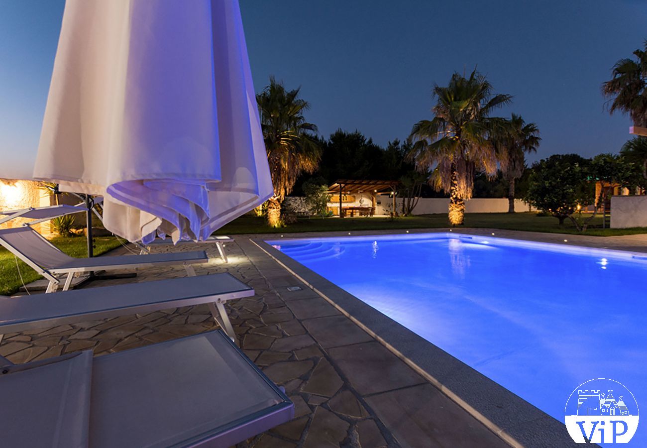 Villa in Muro Leccese - Spacious Country Villa with pool, 5 bedrooms 5 bathrooms, m650