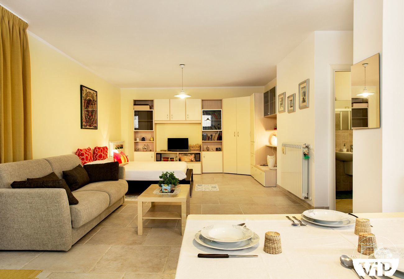Villa in Muro Leccese - Villa pool, volleyball, football, table tennis m660