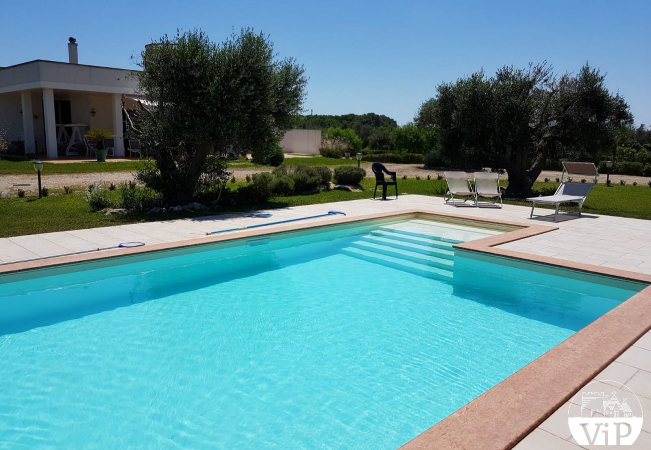 Villa in Muro Leccese - Villa pool, volleyball, football, table tennis m660