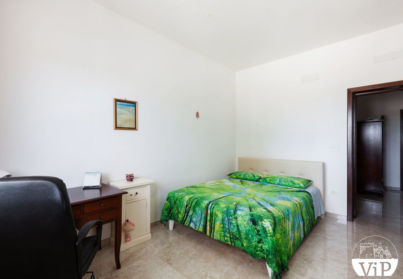 Villa in Carpignano Salentino - Villa pool garden wifi electric car charge m900