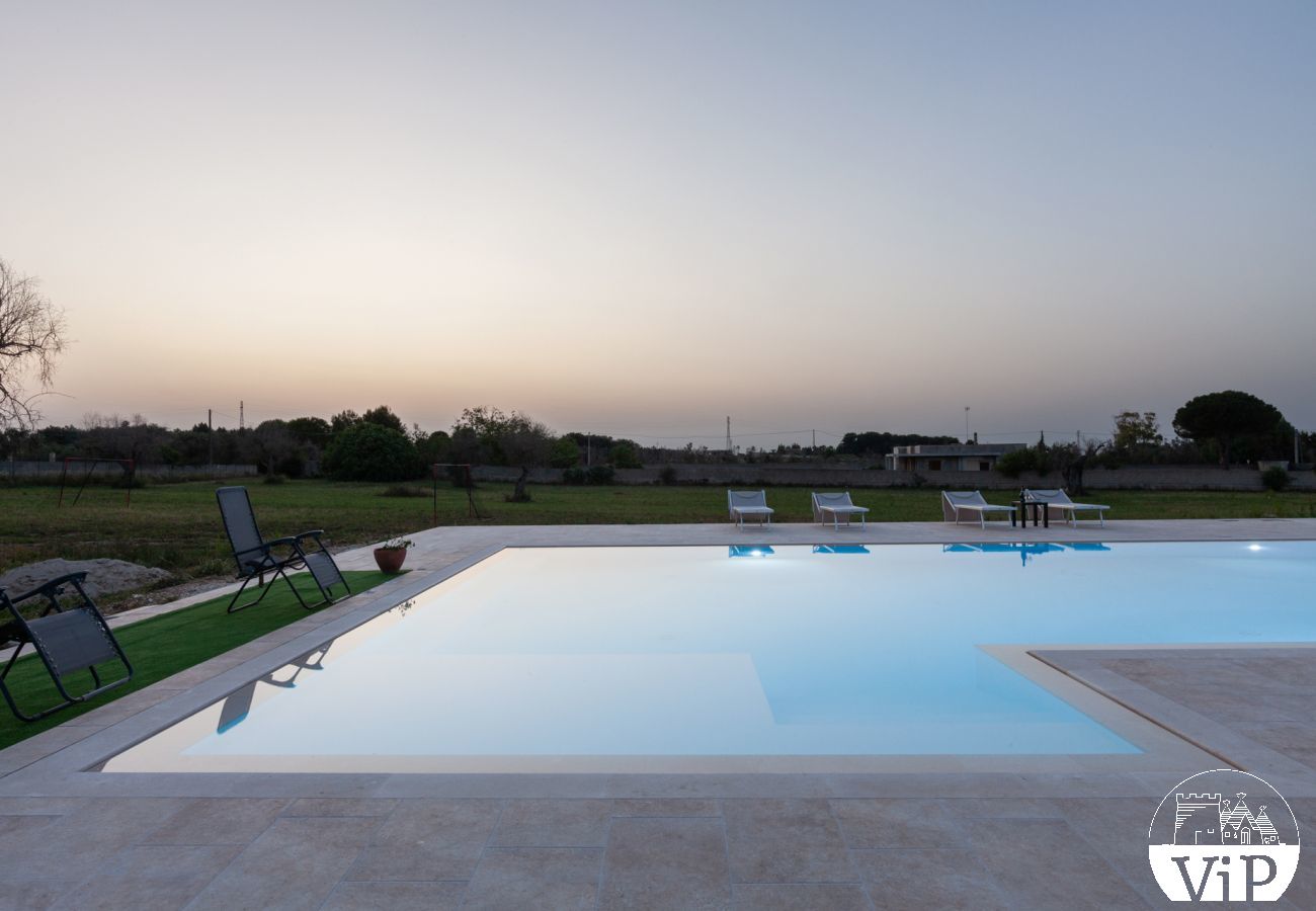 Villa in Carpignano Salentino - Villa pool garden wifi electric car charge m900