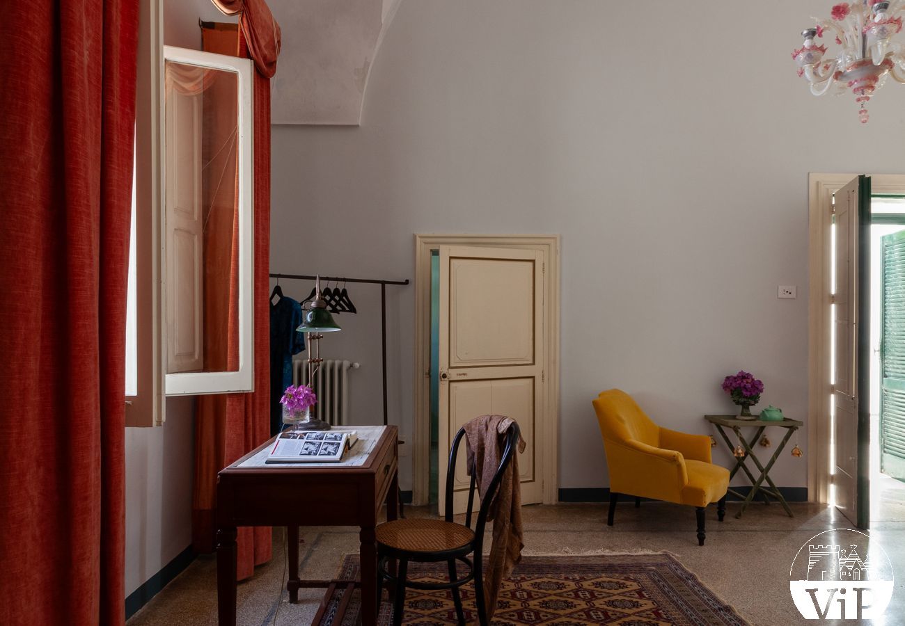 Villa in Corigliano d´Otranto - Historical palazzo with private pool in old town m600