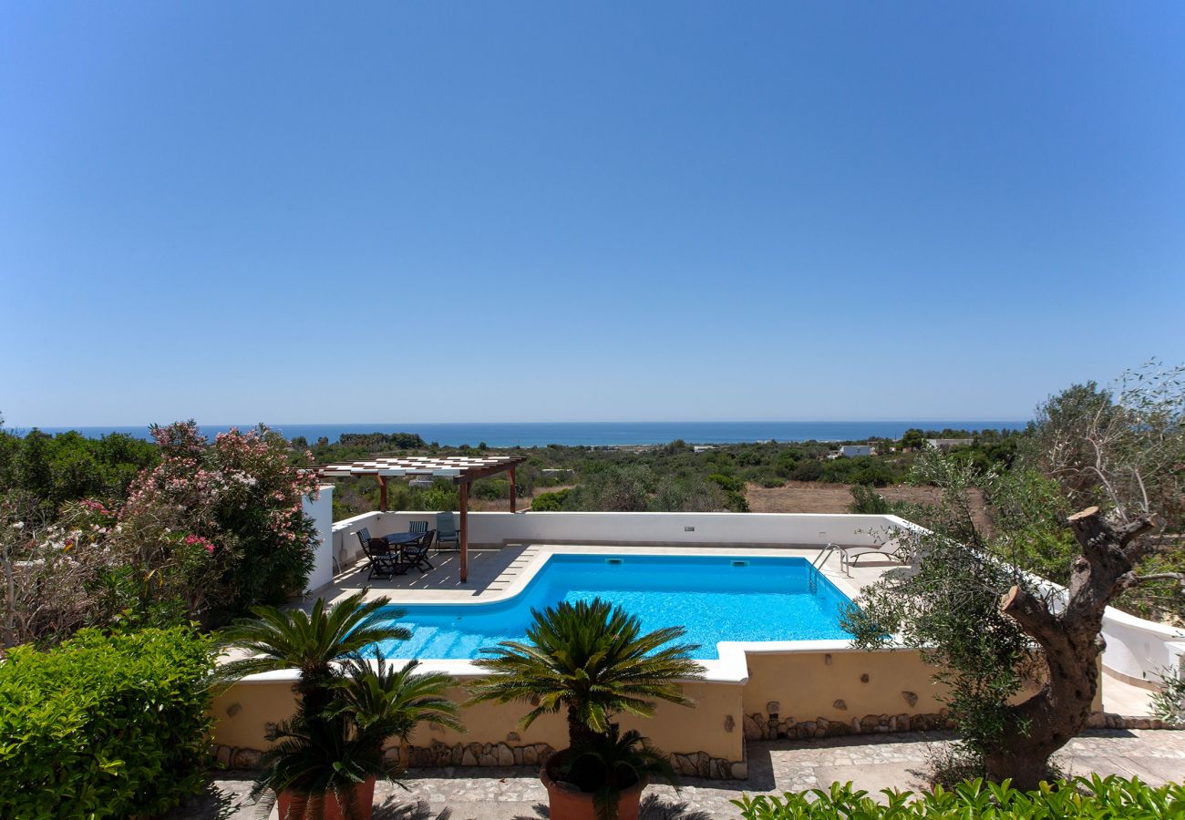 Villa/Dettached house in Torre Pali - Seaview Villa with pool Torre Pali v600
