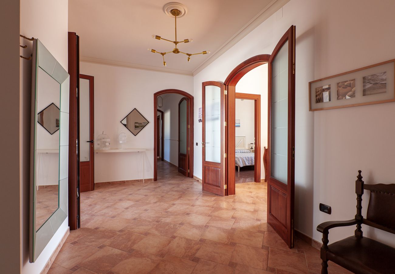 Villa/Dettached house in Poggiardo - Typical Salento villa with private pool v330