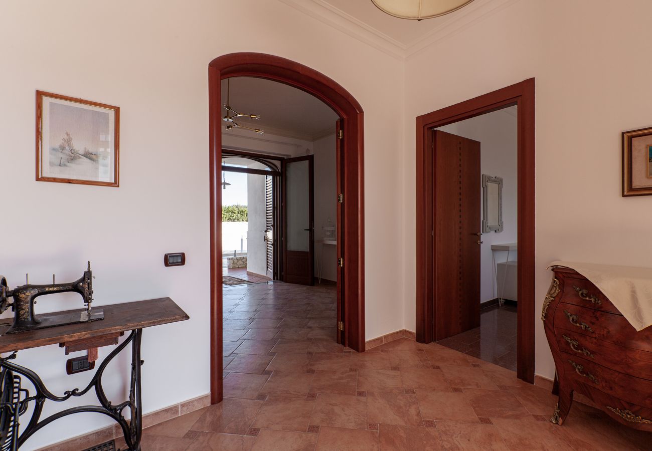 Villa/Dettached house in Poggiardo - Typical Salento villa with private pool v330