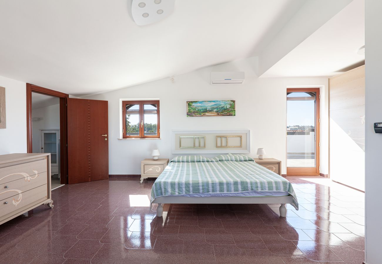 Villa/Dettached house in Poggiardo - Typical Salento villa with private pool v330