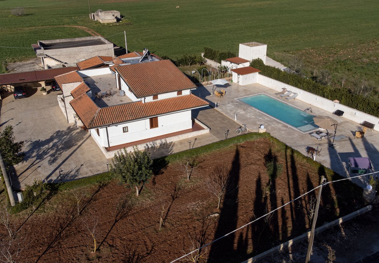 Villa/Dettached house in Poggiardo - Typical Salento villa with private pool v330