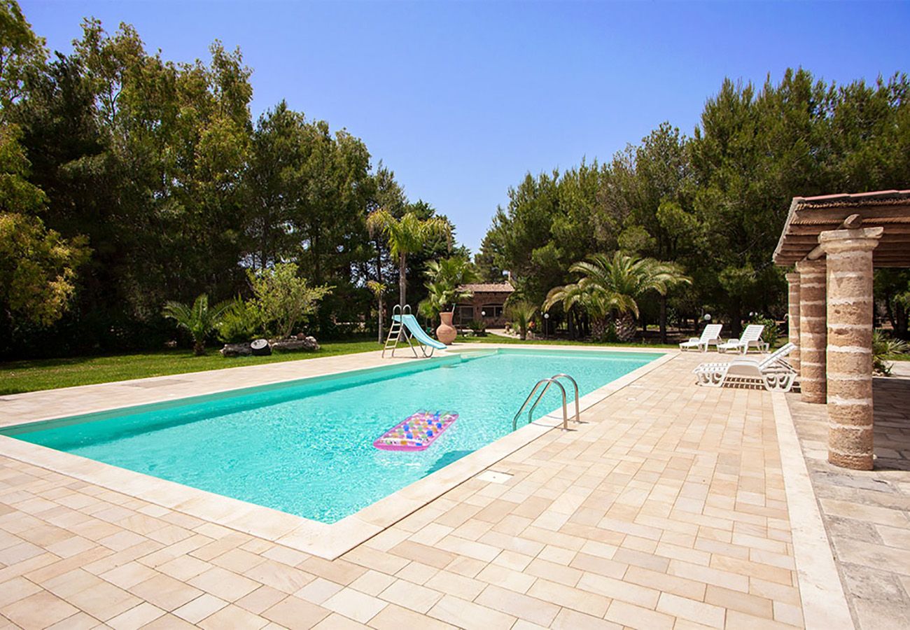 Villa/Dettached house in Tuglie - Villa with private pool and horse riding stables near Gallipoli v140