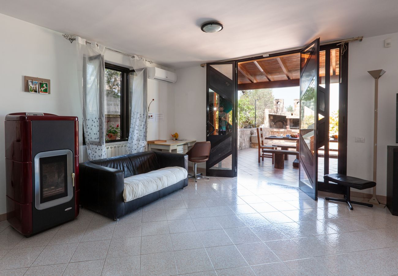 Villa/Dettached house in Collemeto - for Sale: Villa pool electric car charging station v565