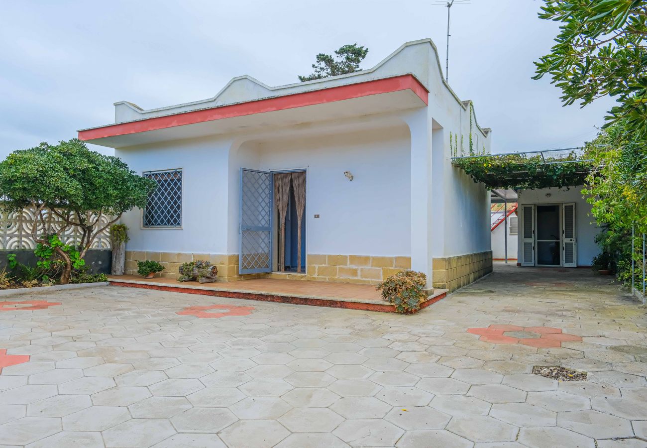 House in Spiaggiabella - House near the beach 3 bedrooms 2 bathrooms v702