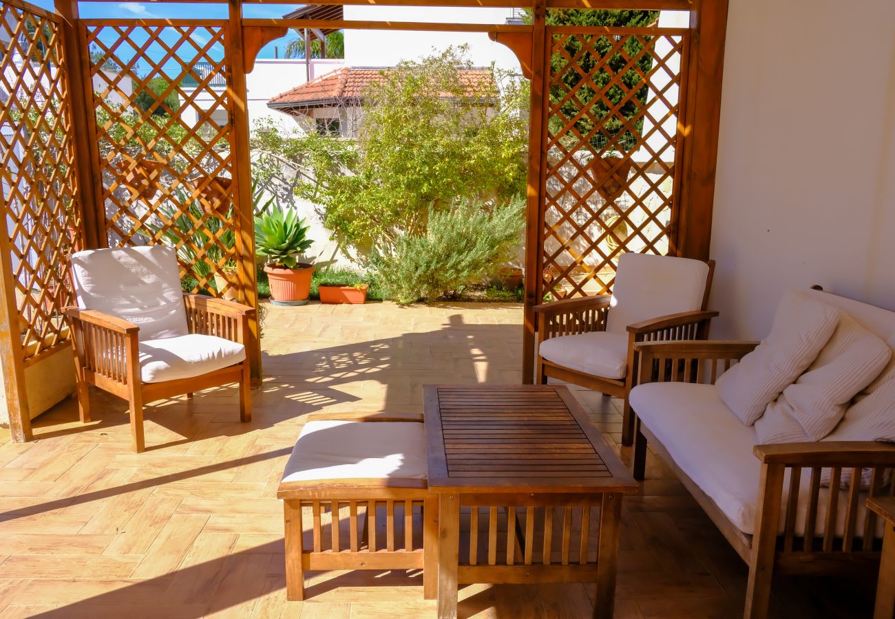Villa in Torre dell´Orso - Excellent house near sea and beach, 2 bathrooms, v195