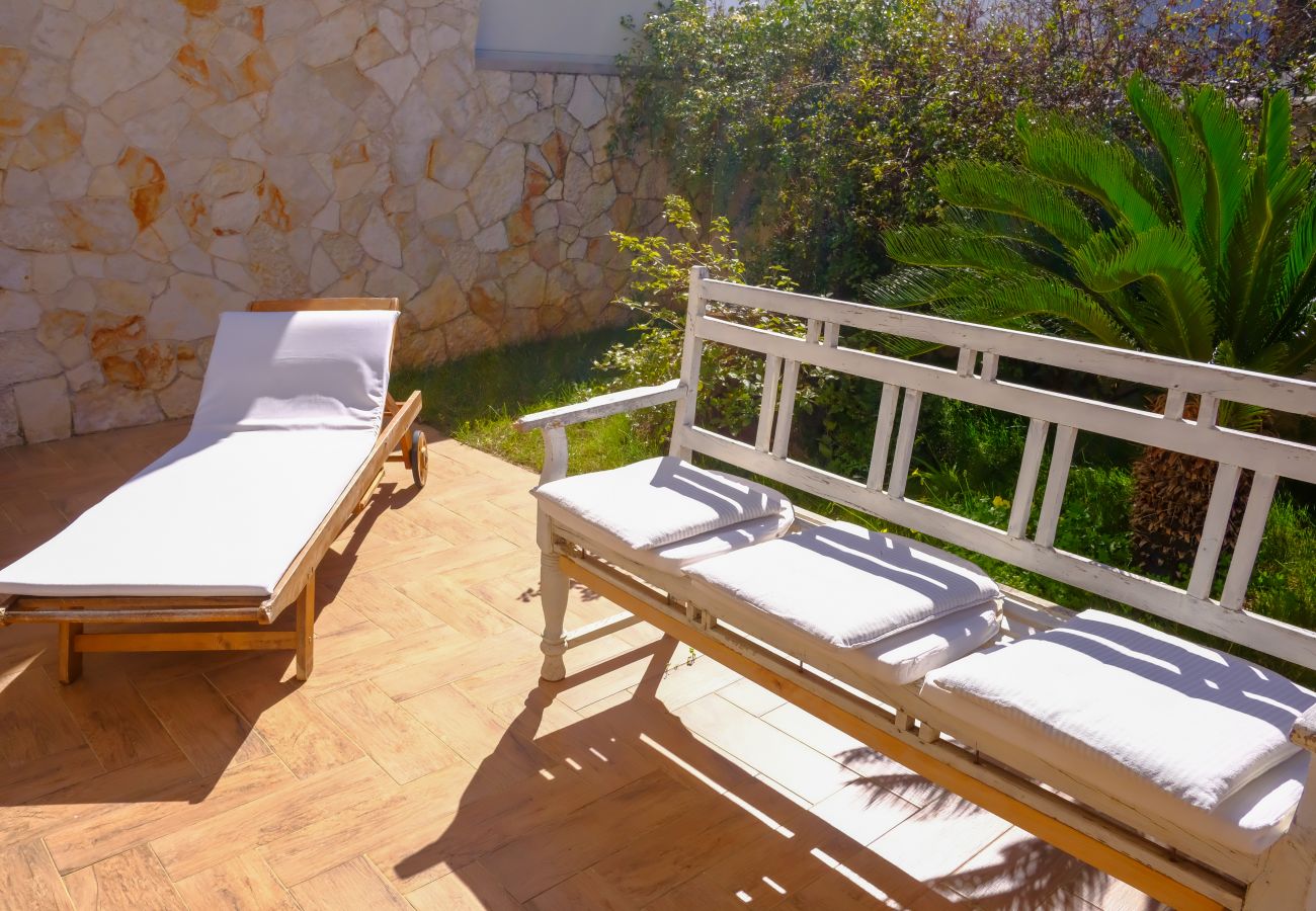 Villa in Torre dell´Orso - Excellent house near sea and beach, 2 bathrooms, v195