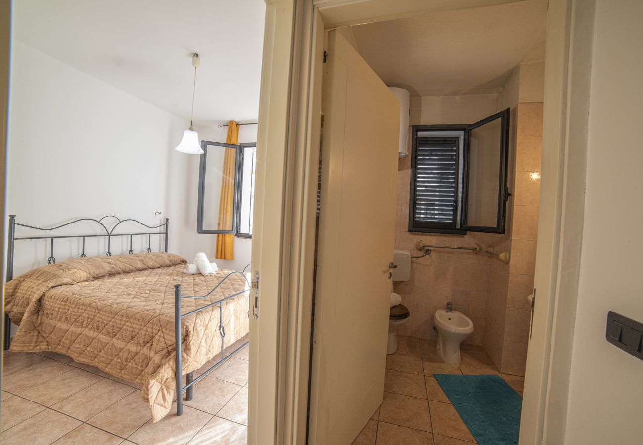 Apartment in Otranto - House for sale Otranto with 2 bathrooms garage v342