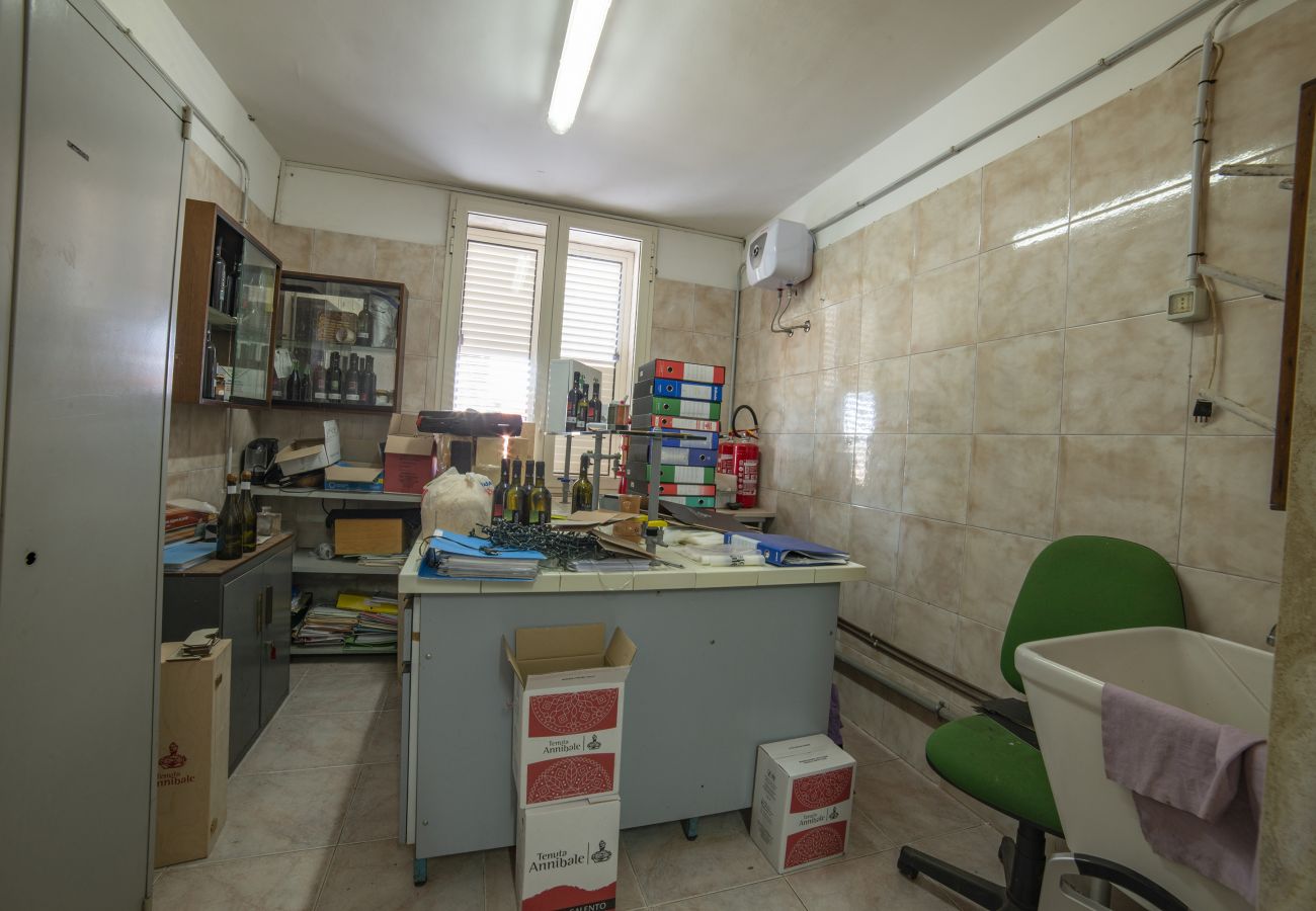 Farm stay in Copertino -  Tenuta Annibale – Salento winery. v810