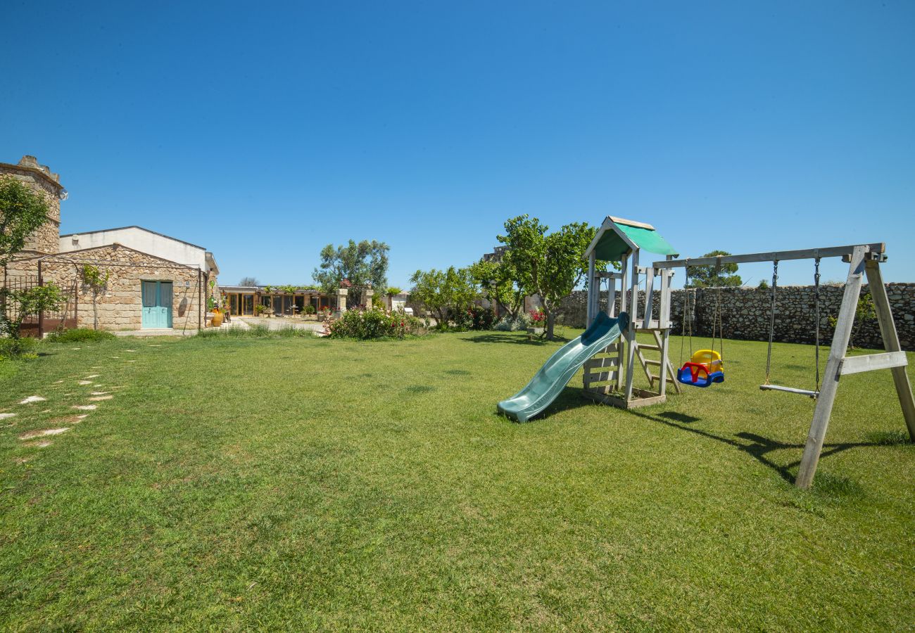 Farm stay in Surbo - Casa rural con piscina cerca de Lecce.V830