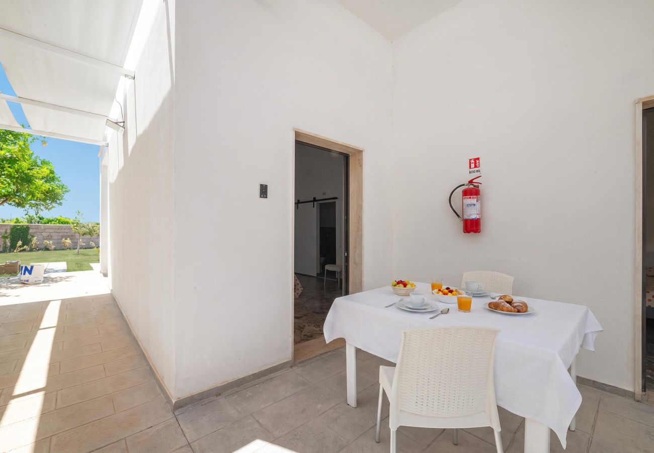 House in Santa Cesarea Terme - V251 Detached House with Garden in Cerfignano